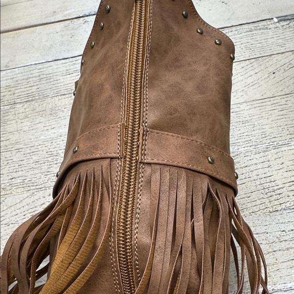 Western Fringe Studded Mid-Calf Boots – Tan – Size 42 - Picture 7 of 7